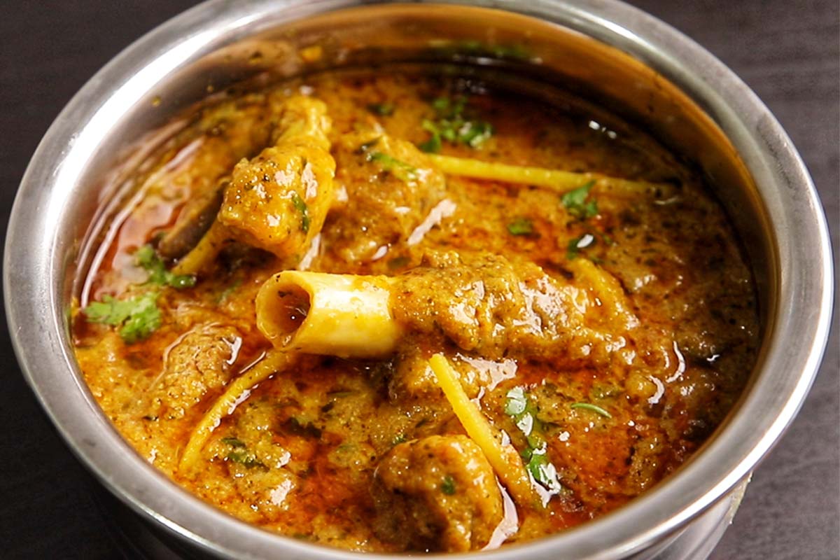 Karahi Mutton | Karahi Gosht | Mutton Karahi Restaurant Style - Spice Eats